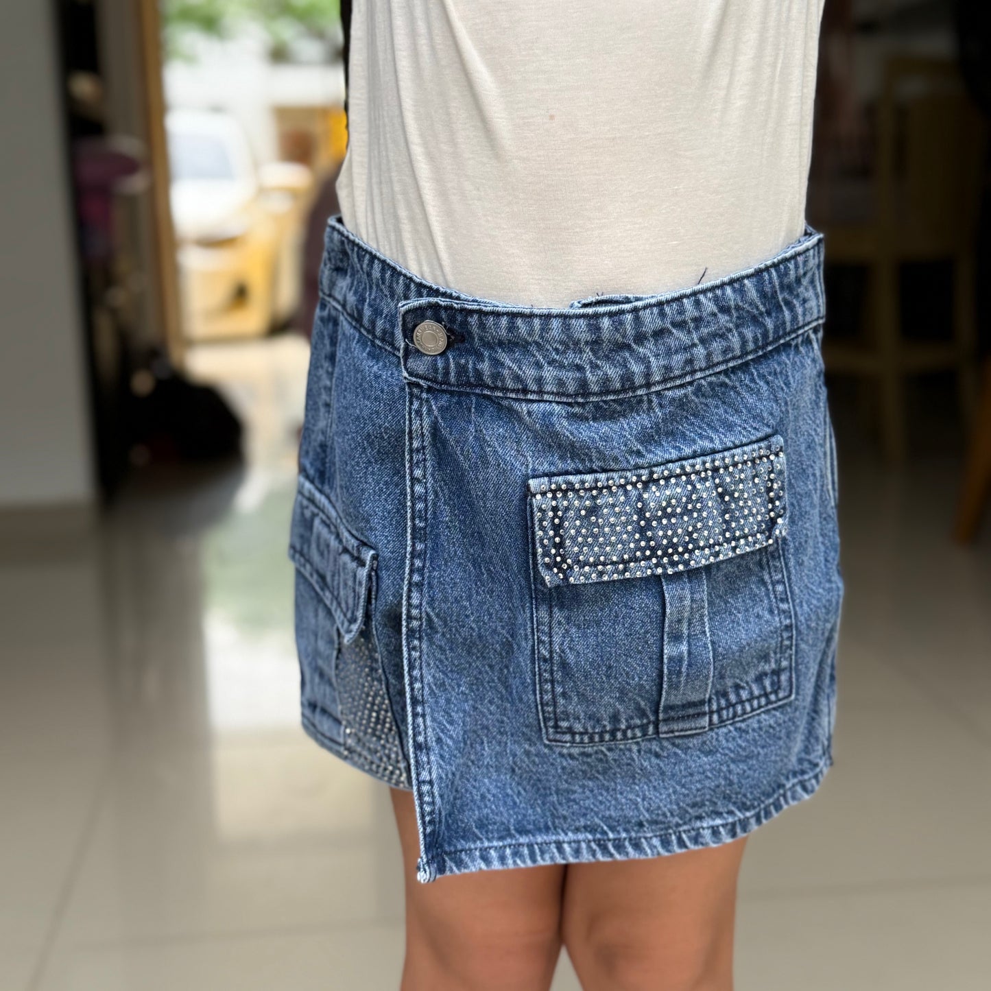 Falda Short Azul Rígida