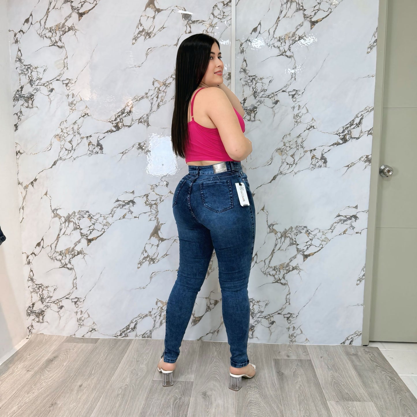 Skinny dama ref-1139