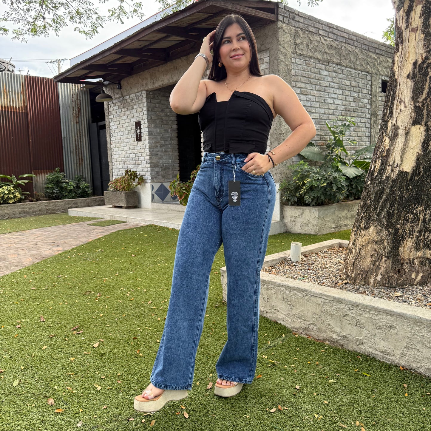 Palazo Azul Rígido – Elegancia Amplia, Estilo que Impacta Ref-1111