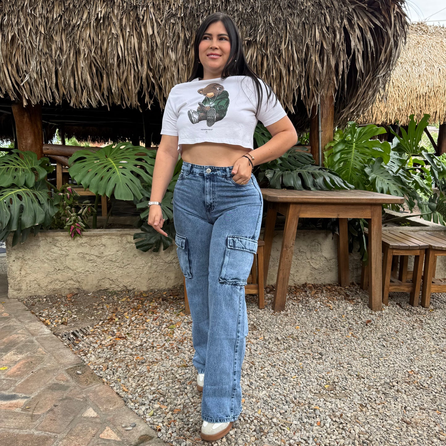 Cargo Azul Rígido – Estilo Utilitario con Toque Femenino Ref-1110