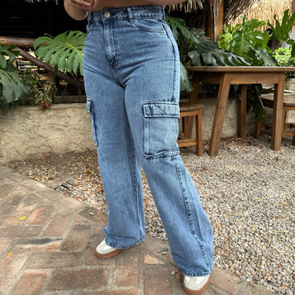 Cargo Azul Rígido – Estilo Utilitario con Toque Femenino Ref-1110